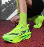 Tenis masculino profissional de corrida