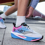 Tenis masculino profissional de corrida